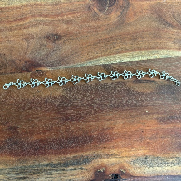 Sterling Silver Clear CZ Hawaiian Plumeria Flower Link Bracelet - Picture 2 of 7